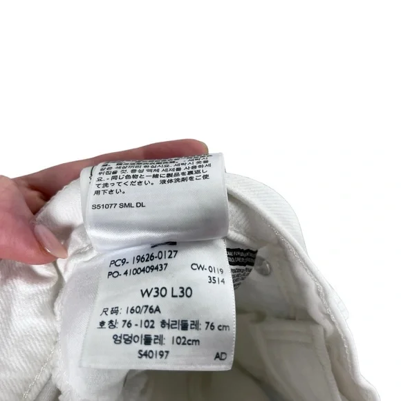 Levi's Women's Crisp White Skinny Jeans - Picture 8 of 11